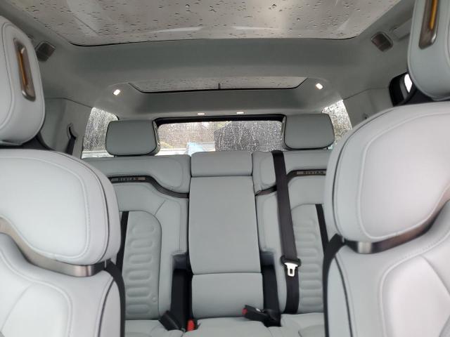 Photo 10 from auction – 2023 RIVIAN R1S ADVENT with VIN 7PDSGABA1PN007402