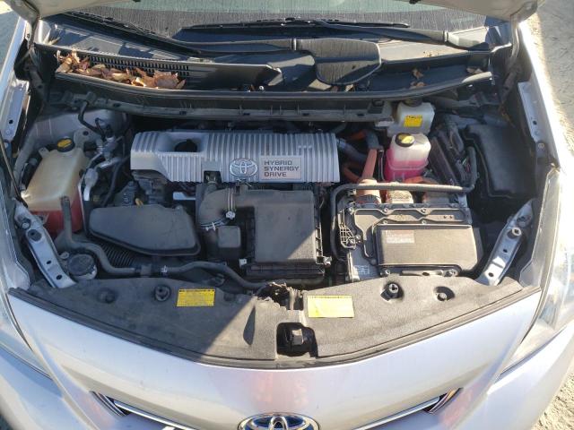 Photo 11 from auction – 2013 TOYOTA PRIUS V with VIN JTDZN3EU1D3187744