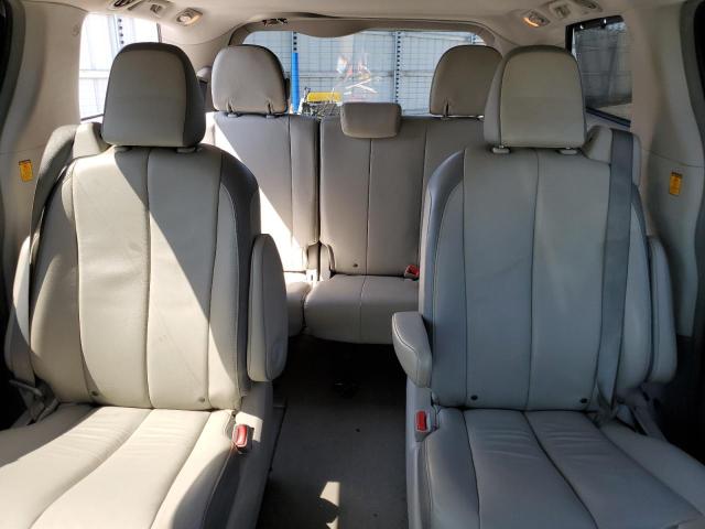 Zdjęcie 10 z aukcji – 2013 TOYOTA SIENNA XLE z VIN 5TDDK3DC8DS059625