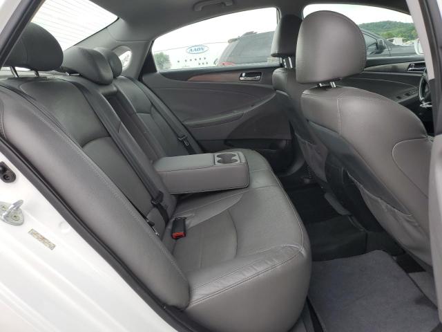 Photo 10 from auction – 2015 HYUNDAI SONATA HYB with VIN KMHEC4A44FA135552