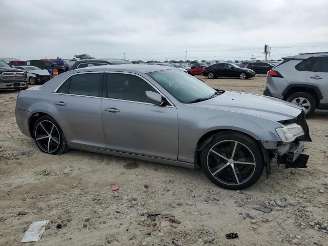 Photo 4 from auction – 2016 CHRYSLER 300 LIMITE with VIN 2C3CCAAG0GH164266