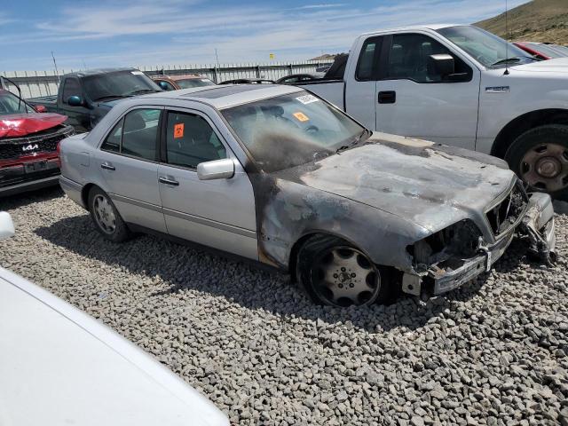 Photo 4 from auction – 1997 MERCEDES-BENZ C 230 with VIN WDBHA23E1VF514865