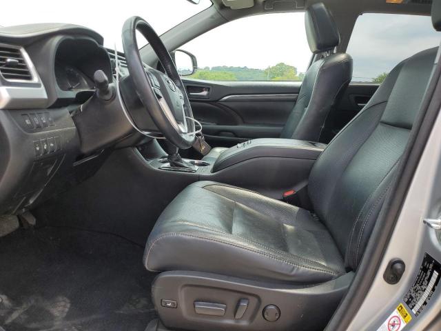 Photo 7 from auction – 2017 TOYOTA HIGHLANDER with VIN 5TDDZRFH1HS398546