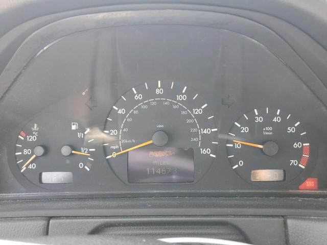 Photo 9 from auction – 2002 MERCEDES-BENZ E 320 with VIN WDBJF65J12B424283