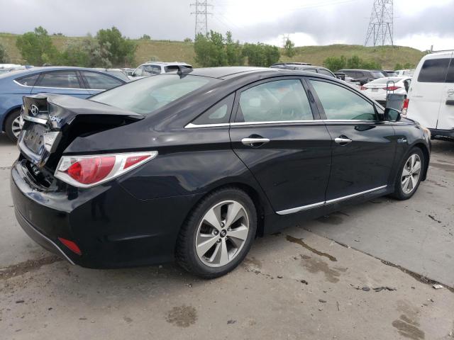 Photo 3 from auction – 2012 HYUNDAI SONATA HYB with VIN KMHEC4A42CA046137