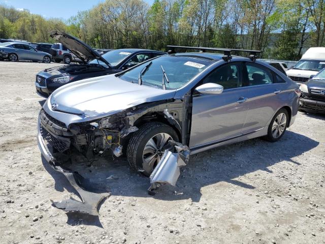 HYUNDAI SONATA HYB 2015 with VIN KMHEC4A49FA127673 - Photo from auction