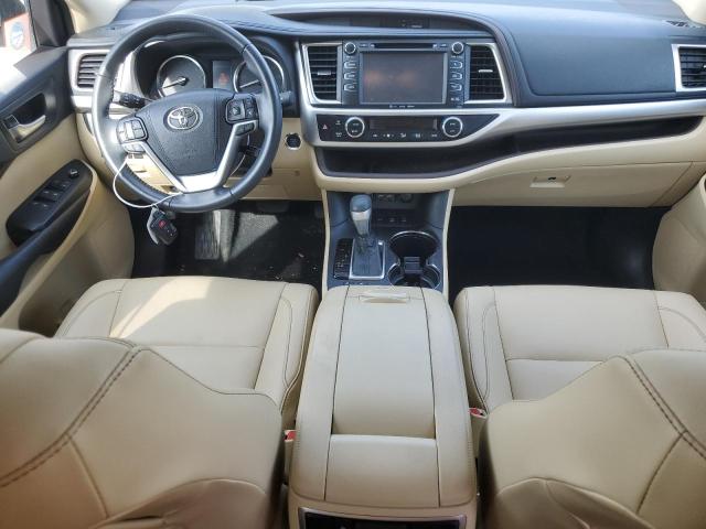 Photo 8 from auction – 2019 TOYOTA HIGHLANDER with VIN 5TDJZRFH7KS572792