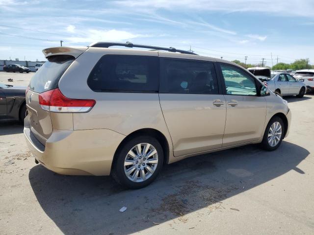 Photo 3 from auction – 2013 TOYOTA SIENNA LE with VIN 5TDJK3DC9DS070152