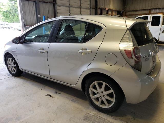 Photo 2 from auction – 2012 TOYOTA PRIUS C with VIN JTDKDTB33C1012373