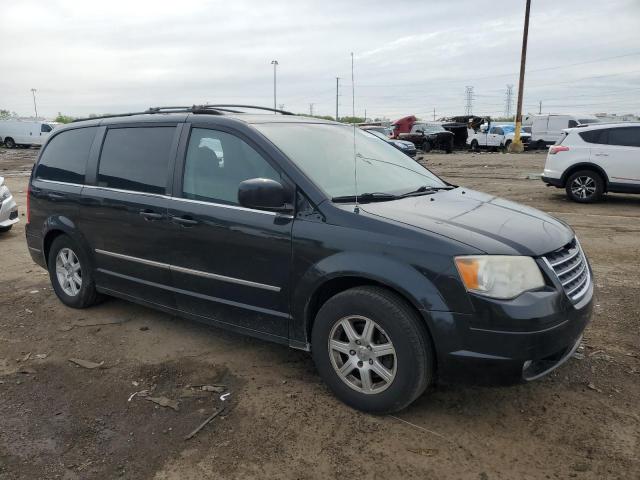 Photo 4 from auction – 2010 CHRYSLER TOWN & COU with VIN 2A4RR5D13AR450028