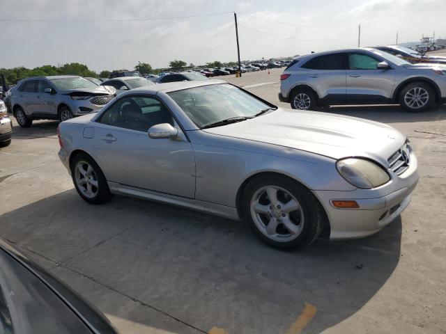 Photo 4 from auction – 2002 MERCEDES-BENZ SLK 320 with VIN WDBKK65FX2F266935