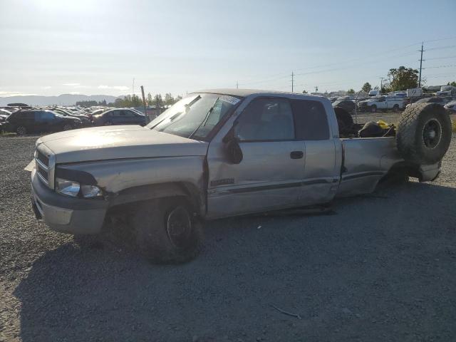 DODGE RAM 2500 1999 con VIN 1B7KF2364XJ514005 - Foto de la subasta