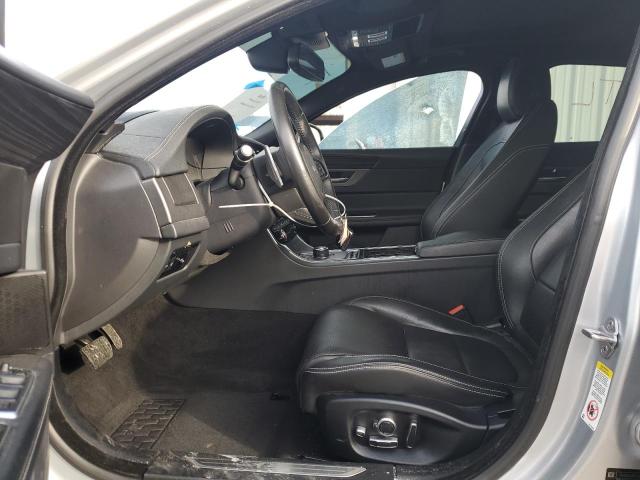 Photo 7 from auction – 2018 JAGUAR XF S with VIN SAJBG4FV1JCY69111
