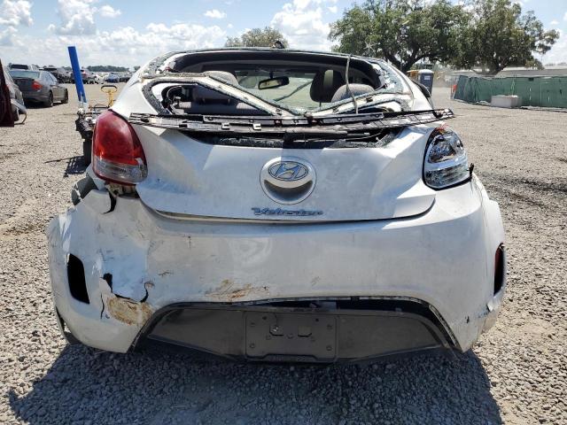 Photo 6 from auction – 2013 HYUNDAI VELOSTER with VIN KMHTC6AD7DU116752