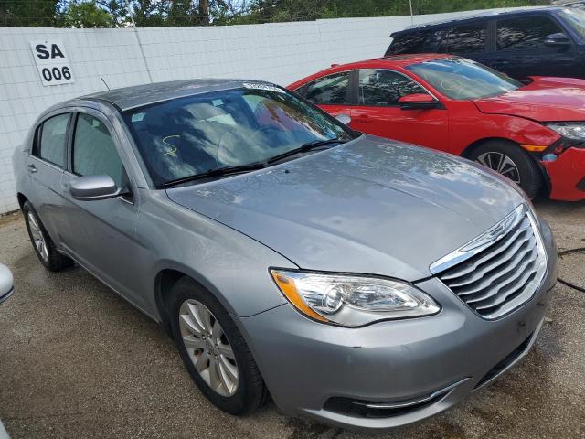 Photo 4 from auction – 2014 CHRYSLER 200 TOURIN with VIN 1C3CCBBG1EN145010