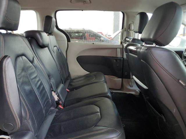 Photo 11 from auction – 2017 CHRYSLER PACIFICA T with VIN 2C4RC1EG8HR584790