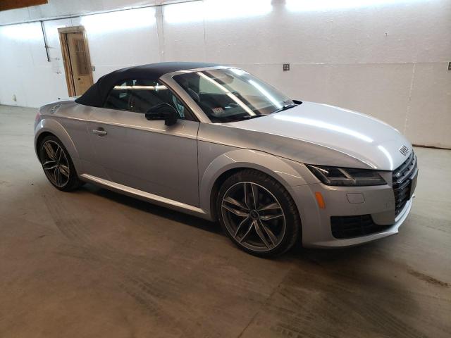 Photo 4 from auction – 2017 AUDI TT with VIN TRUT5CFV4H1011341