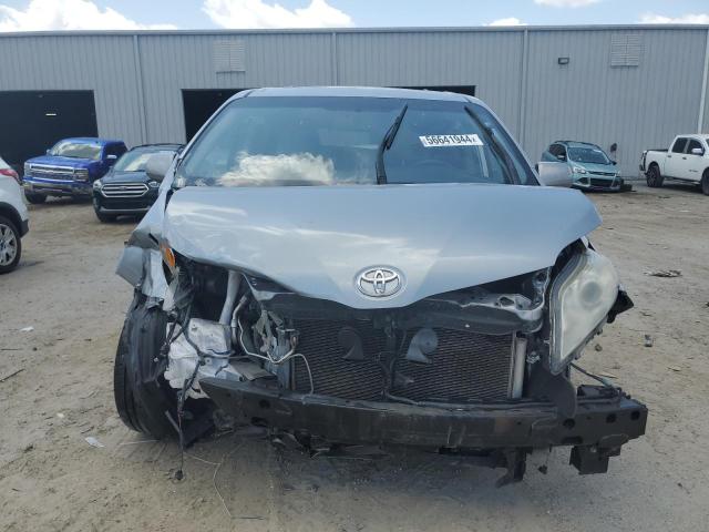 Photo 5 from auction – 2016 TOYOTA SIENNA XLE with VIN 5TDYK3DC7GS749324