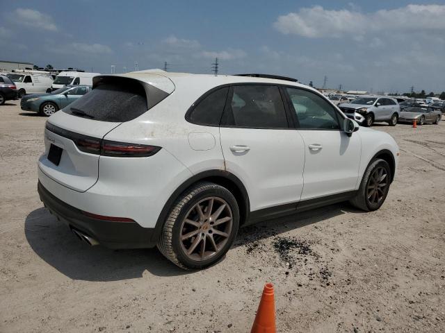 Photo 3 from auction – 2019 PORSCHE CAYENNE S with VIN WP1AB2AY1KDA62144