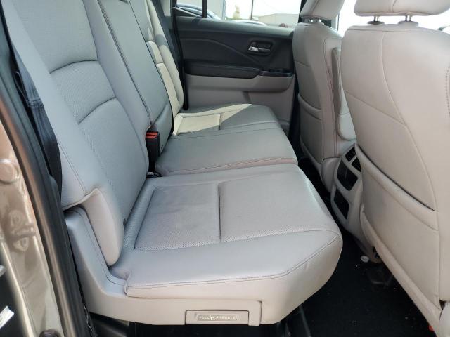 Фото 10 с аукциона – 2017 HONDA RIDGELINE с VIN 5FPYK2F53HB002034