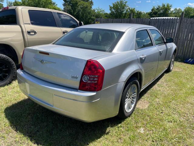 Photo 4 from auction – 2009 CHRYSLER 300 LX with VIN 2C3KA43D19H588354