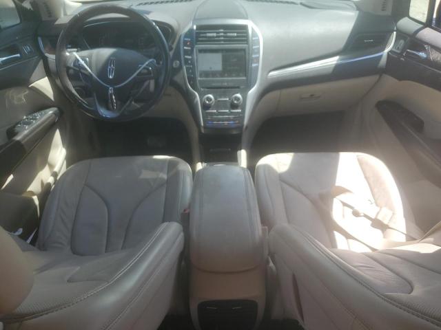 Photo 8 from auction – 2017 LINCOLN MKC RESERV with VIN 5LMCJ3C96HUL34763