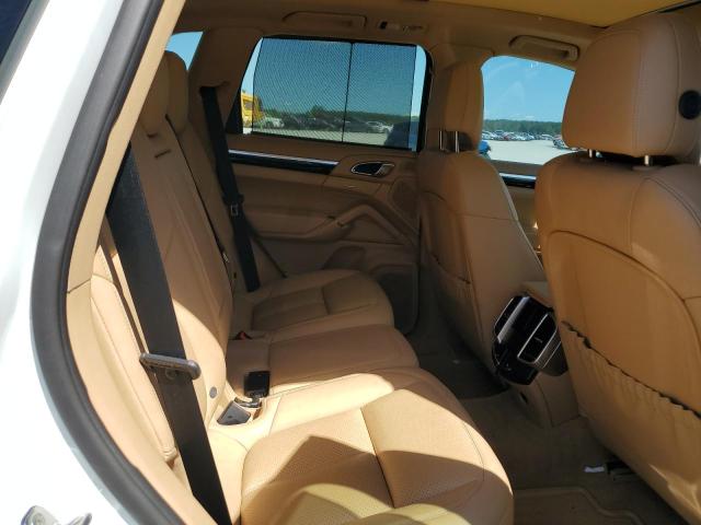 Фото 10 с аукциона – 2017 PORSCHE CAYENNE SE с VIN WP1AE2A29HLA72891