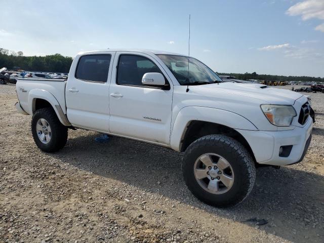 Photo 4 from auction – 2012 TOYOTA TACOMA DOU with VIN 5TFLU4EN2CX041173