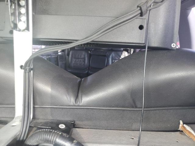 Photo 10 from auction – 2002 FORD EXCURSION with VIN 1FMNU40S62EB39876