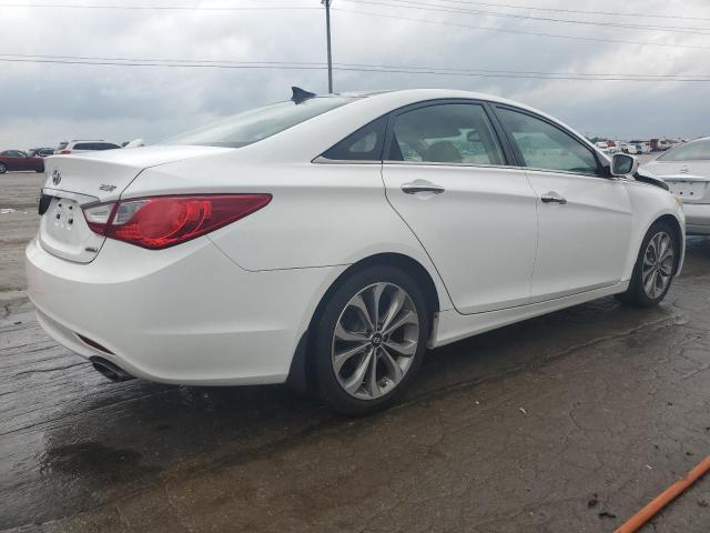 Photo 3 from auction – 2013 HYUNDAI SONATA SE with VIN 5NPEC4AB0DH651108