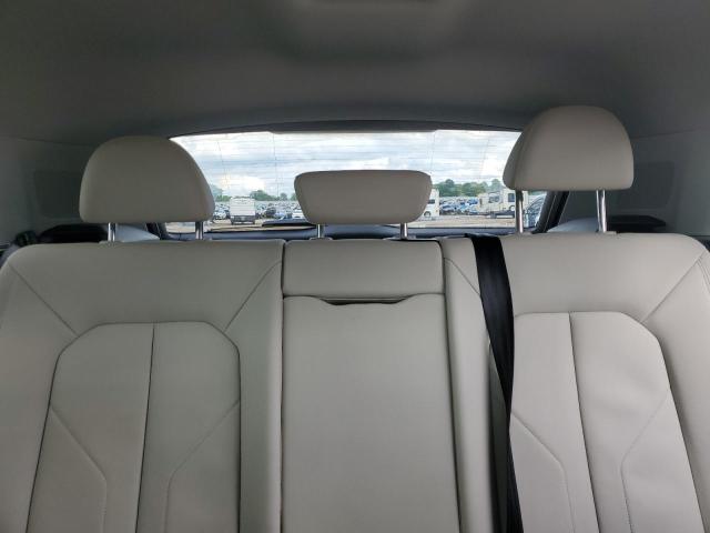 Photo 10 from auction – 2020 AUDI Q3 PREMIUM with VIN WA1DECF32L1104309