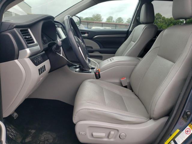 Photo 7 from auction – 2018 TOYOTA HIGHLANDER with VIN 5TDYZRFH6JS278359