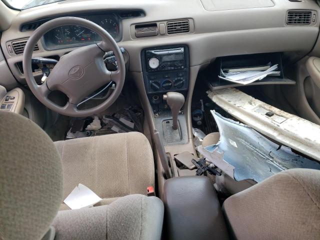 Photo 8 from auction – 2000 TOYOTA CAMRY CE with VIN 4T1BG22K2YU761465
