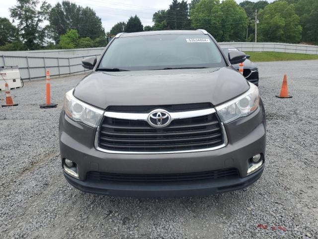Photo 5 from auction – 2016 TOYOTA HIGHLANDER with VIN 5TDYKRFHXGS138506
