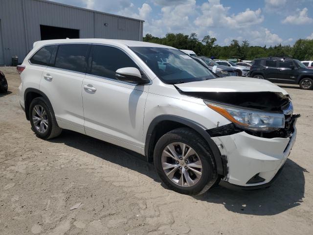 Photo 4 from auction – 2015 TOYOTA HIGHLANDER with VIN 5TDZKRFH5FS045685
