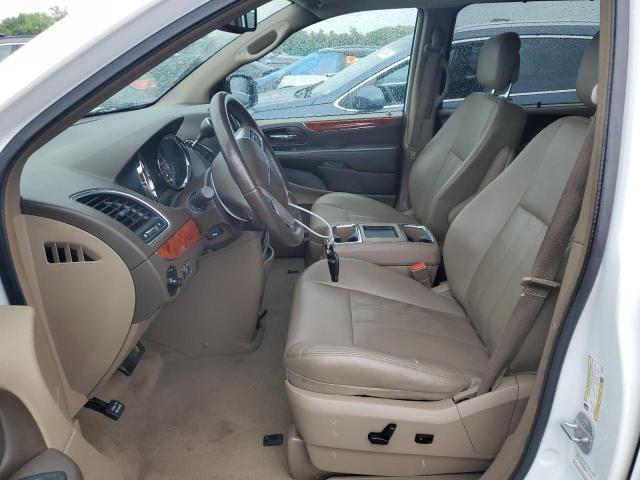 Photo 7 from auction – 2014 CHRYSLER TOWN & COU with VIN 2C4RC1CG8ER225261