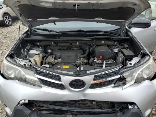 Photo 11 from auction – 2015 TOYOTA RAV4 LE with VIN JTMBFREV5FD128400