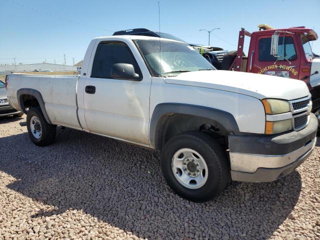 Photo 4 from auction – 2005 CHEVROLET SILVERADO with VIN 1GCHC24U55E266577