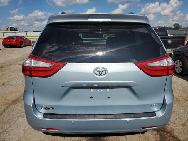 Photo 6 from auction – 2017 TOYOTA SIENNA XLE with VIN 5TDYZ3DC8HS832774