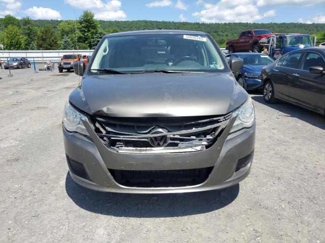 Photo 5 from auction – 2010 VOLKSWAGEN ROUTAN SE with VIN 2V4RW3D17AR272178