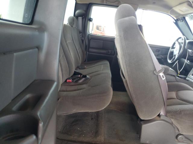 Photo 10 from auction – 2004 CHEVROLET SILVERADO with VIN 1GCEK19T94E190957