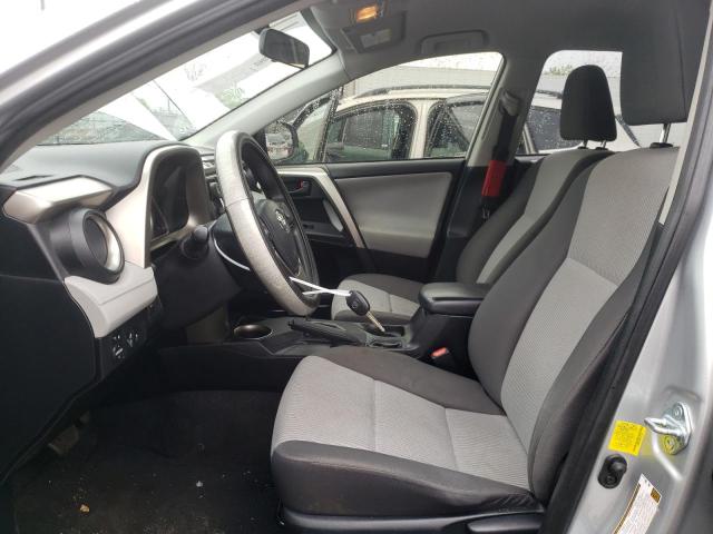 Photo 7 from auction – 2015 TOYOTA RAV4 LE with VIN JTMBFREV4FD137332