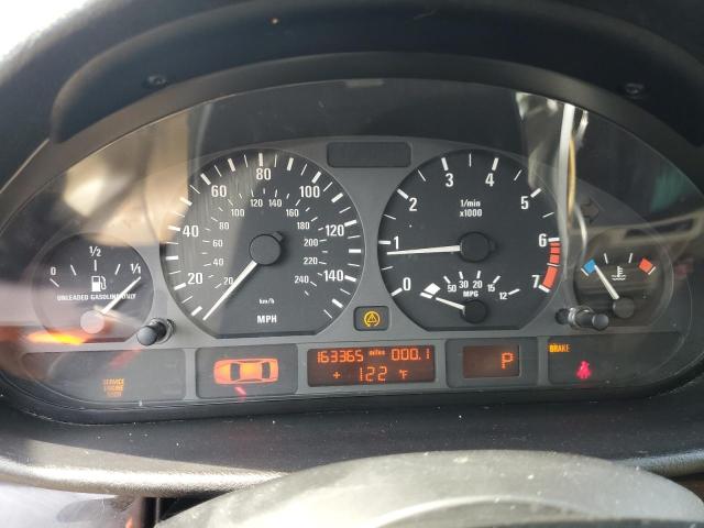 Photo 9 from auction – 2003 BMW 325 I with VIN WBAEV33403KL82902