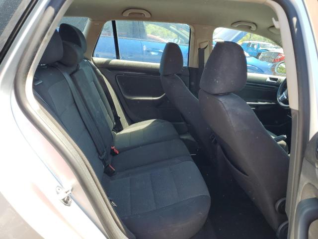 Photo 10 from auction – 2014 VOLKSWAGEN JETTA S with VIN 3VWKP7AJ4EM622509