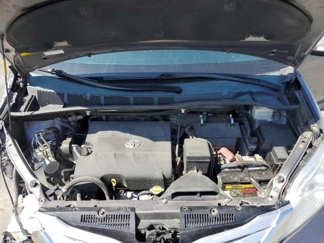 Zdjęcie 12 z aukcji – 2013 TOYOTA SIENNA XLE z VIN 5TDDK3DC8DS059625