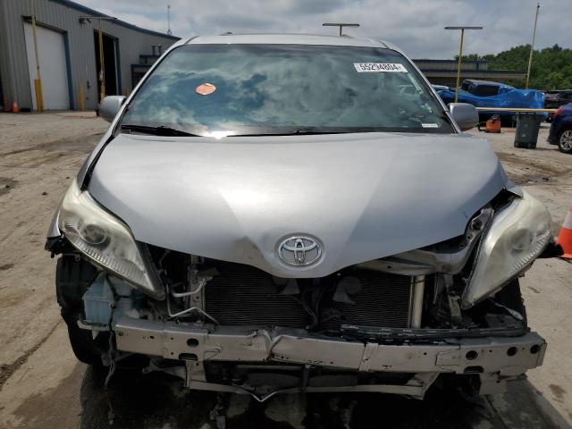 Photo 5 from auction – 2016 TOYOTA SIENNA XLE with VIN 5TDYK3DC5GS720369
