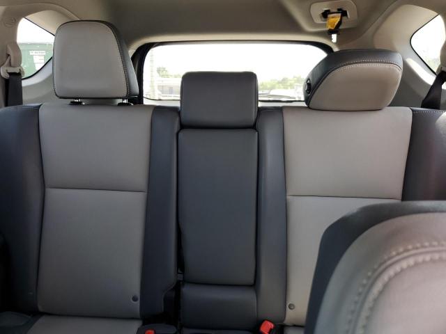 Photo 10 from auction – 2015 TOYOTA RAV4 with VIN 2T3YFREV3FW223454