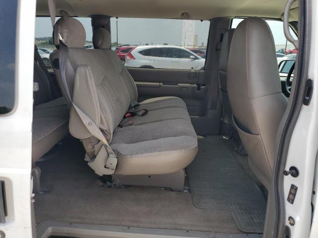 Photo 11 from auction – 2004 CHEVROLET ASTRO with VIN 1GNDM19X34B106259