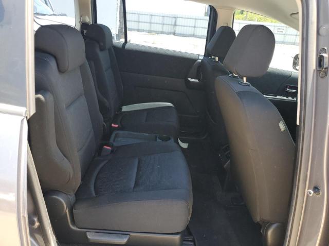 Photo 11 from auction – 2010 MAZDA 5 with VIN JM1CR2W35A0381135