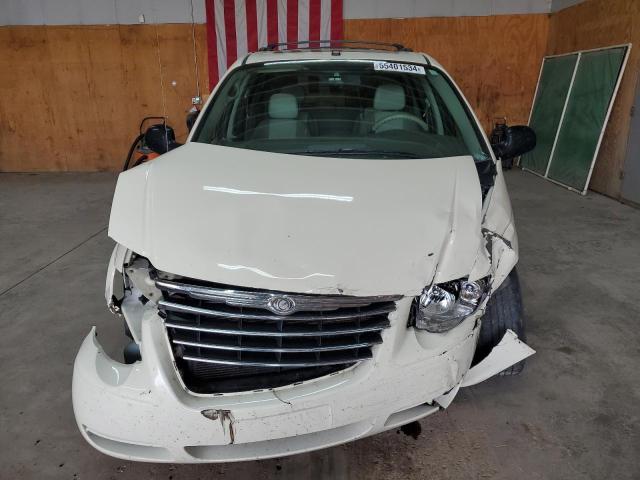 Photo 5 from auction – 2007 CHRYSLER TOWN & COU with VIN 2A4GP54L07R223869